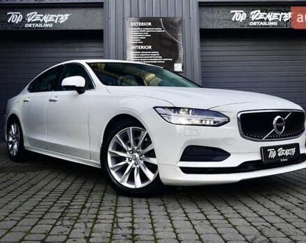 Білий Вольво S90, об'ємом двигуна 1.97 л та пробігом 176 тис. км за 26999 $, фото 1 на Automoto.ua