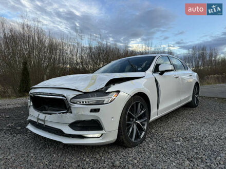 Вольво С90 2018 в Львове на Automoto.ua Белый Вольво С90, объемом двигателя 2 л и пробегом 145 тыс. км за 18000 $, фото 1 на Automoto.ua