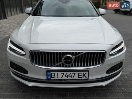 Білий Вольво S90, об'ємом двигуна 2 л та пробігом 62 тис. км за 49000 $, фото 1 на Automoto.ua