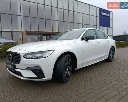 Белый Вольво С90, объемом двигателя 1.97 л и пробегом 69 тыс. км за 35900 $, фото 1 на Automoto.ua