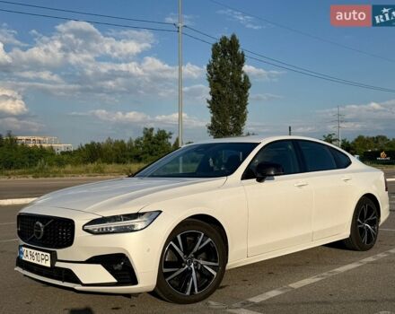Білий Вольво S90, об'ємом двигуна 1.97 л та пробігом 82 тис. км за 32400 $, фото 1 на Automoto.ua