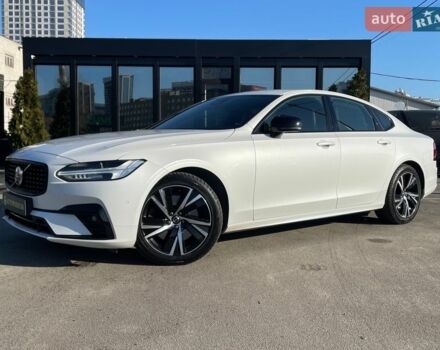 Белый Вольво С90, объемом двигателя 1.97 л и пробегом 74 тыс. км за 34990 $, фото 1 на Automoto.ua