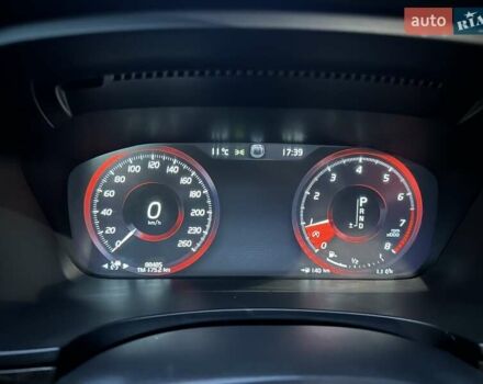 Вольво С90 2017 в Кривом Роге на Automoto.ua Бежевый Вольво С90, объемом двигателя 1.97 л и пробегом 89 тыс. км за 24500 $, фото 24 на Automoto.ua