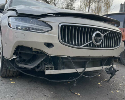 Бежевый Вольво С90, объемом двигателя 2 л и пробегом 98 тыс. км за 18500 $, фото 3 на Automoto.ua