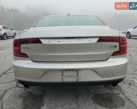 Бежевый Вольво С90, объемом двигателя 2 л и пробегом 139 тыс. км за 5500 $, фото 5 на Automoto.ua