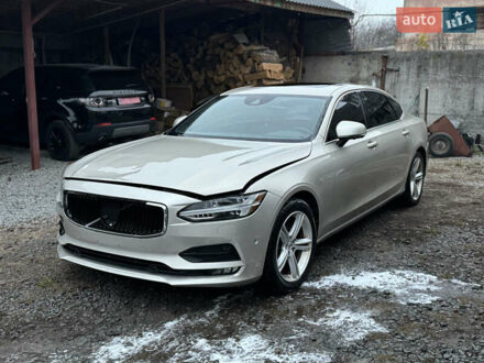 Вольво С90 2018 в Ровно на Automoto.ua Бежевый Вольво С90, объемом двигателя 1.97 л и пробегом 54 тыс. км за 14300 $, фото 1 на Automoto.ua