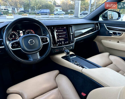 Чорний Вольво S90, об'ємом двигуна 1.97 л та пробігом 95 тис. км за 26900 $, фото 18 на Automoto.ua