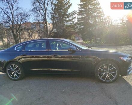 Черный Вольво С90, объемом двигателя 1.97 л и пробегом 105 тыс. км за 22900 $, фото 1 на Automoto.ua