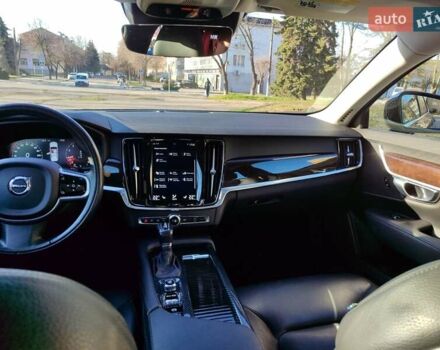 Черный Вольво С90, объемом двигателя 1.97 л и пробегом 105 тыс. км за 22900 $, фото 14 на Automoto.ua