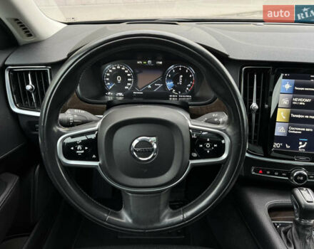 Черный Вольво С90, объемом двигателя 1.97 л и пробегом 144 тыс. км за 22900 $, фото 33 на Automoto.ua