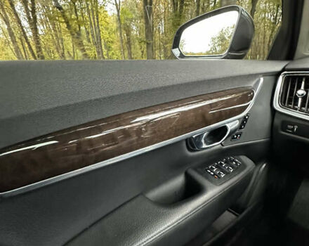 Черный Вольво С90, объемом двигателя 1.97 л и пробегом 210 тыс. км за 17950 $, фото 17 на Automoto.ua