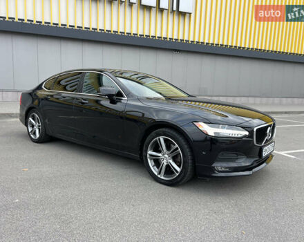 Черный Вольво С90, объемом двигателя 1.97 л и пробегом 144 тыс. км за 22900 $, фото 1 на Automoto.ua