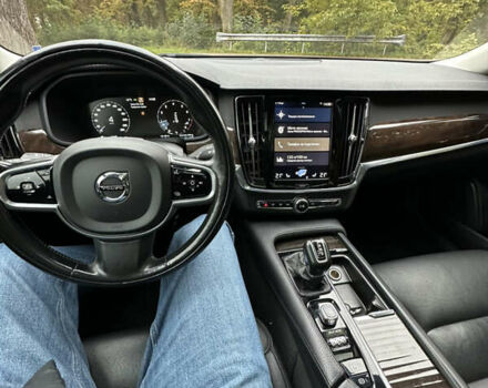 Черный Вольво С90, объемом двигателя 1.97 л и пробегом 210 тыс. км за 17950 $, фото 10 на Automoto.ua