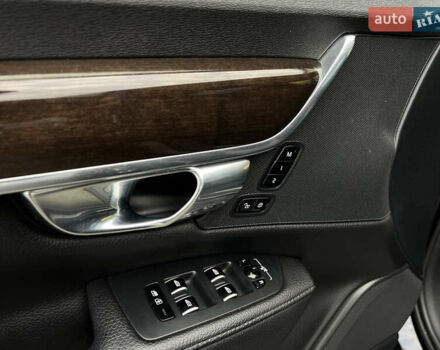 Черный Вольво С90, объемом двигателя 1.97 л и пробегом 144 тыс. км за 22900 $, фото 17 на Automoto.ua