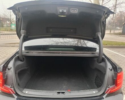 Черный Вольво С90, объемом двигателя 2 л и пробегом 152 тыс. км за 21500 $, фото 17 на Automoto.ua