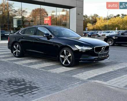 Чорний Вольво S90, об'ємом двигуна 1.97 л та пробігом 95 тис. км за 26900 $, фото 2 на Automoto.ua