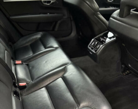 Черный Вольво С90, объемом двигателя 1.97 л и пробегом 210 тыс. км за 17950 $, фото 12 на Automoto.ua