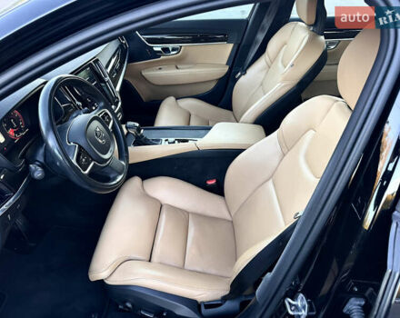 Чорний Вольво S90, об'ємом двигуна 1.97 л та пробігом 95 тис. км за 26900 $, фото 10 на Automoto.ua