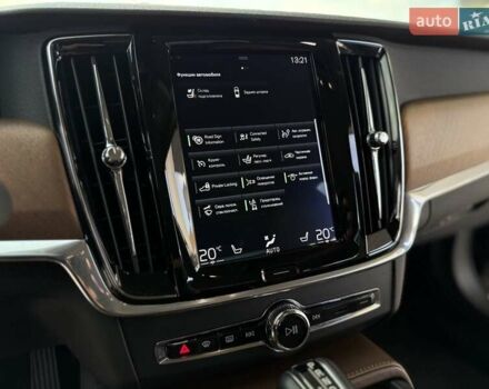 Вольво С90 2018 в Днепре (Днепропетровске) на Automoto.ua Черный Вольво С90, объемом двигателя 1.97 л и пробегом 60 тыс. км за 34999 $, фото 25 на Automoto.ua