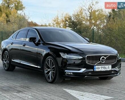 Вольво С90 2018 в Днепре (Днепропетровске) на Automoto.ua Черный Вольво С90, объемом двигателя 1.97 л и пробегом 60 тыс. км за 34999 $, фото 1 на Automoto.ua