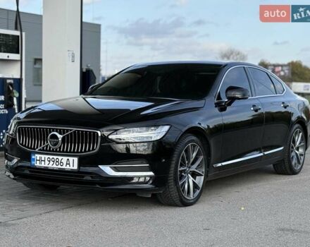 Вольво С90 2018 в Днепре (Днепропетровске) на Automoto.ua Черный Вольво С90, объемом двигателя 1.97 л и пробегом 60 тыс. км за 34999 $, фото 4 на Automoto.ua