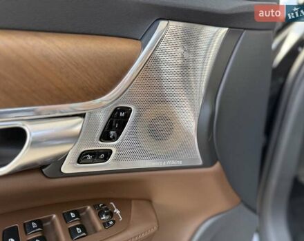 Вольво С90 2018 в Днепре (Днепропетровске) на Automoto.ua Черный Вольво С90, объемом двигателя 1.97 л и пробегом 60 тыс. км за 34999 $, фото 22 на Automoto.ua