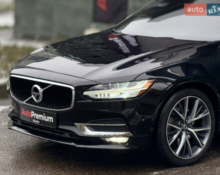 Чорний Вольво S90, об'ємом двигуна 2 л та пробігом 124 тис. км за 27000 $, фото 11 на Automoto.ua