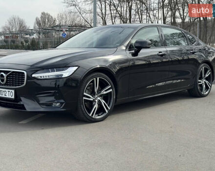 Вольво С90 2019 в Днепре (Днепропетровске) на Automoto.ua Черный Вольво С90, объемом двигателя 1.97 л и пробегом 87 тыс. км за 30000 $, фото 2 на Automoto.ua