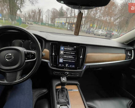 Черный Вольво С90, объемом двигателя 1.97 л и пробегом 234 тыс. км за 27000 $, фото 11 на Automoto.ua