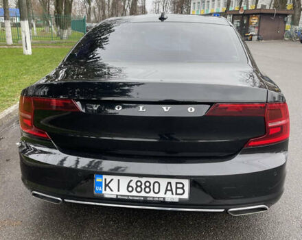 Черный Вольво С90, объемом двигателя 1.97 л и пробегом 234 тыс. км за 27000 $, фото 4 на Automoto.ua