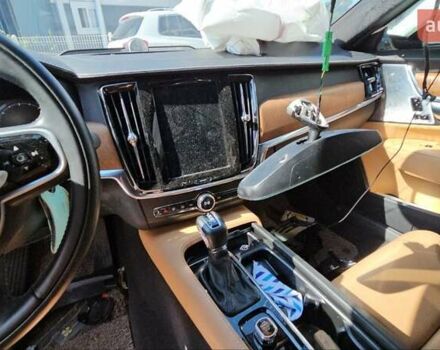 Черный Вольво С90, объемом двигателя 2 л и пробегом 88 тыс. км за 16900 $, фото 31 на Automoto.ua