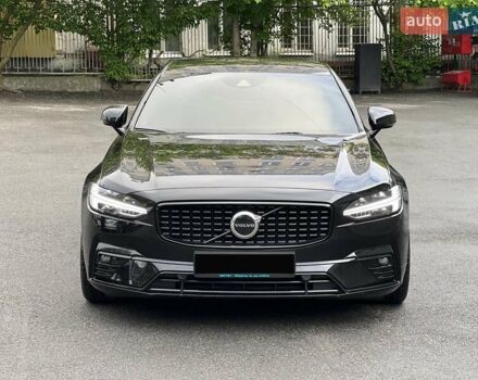 Черный Вольво С90, объемом двигателя 2 л и пробегом 73 тыс. км за 33500 $, фото 2 на Automoto.ua