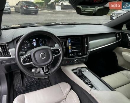 Черный Вольво С90, объемом двигателя 2 л и пробегом 73 тыс. км за 33500 $, фото 10 на Automoto.ua