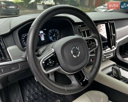 Черный Вольво С90, объемом двигателя 2 л и пробегом 73 тыс. км за 33500 $, фото 13 на Automoto.ua