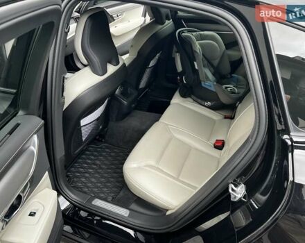 Черный Вольво С90, объемом двигателя 2 л и пробегом 73 тыс. км за 33500 $, фото 11 на Automoto.ua