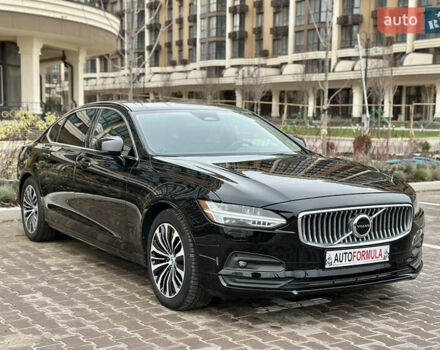 Черный Вольво С90, объемом двигателя 1.97 л и пробегом 121 тыс. км за 33490 $, фото 2 на Automoto.ua