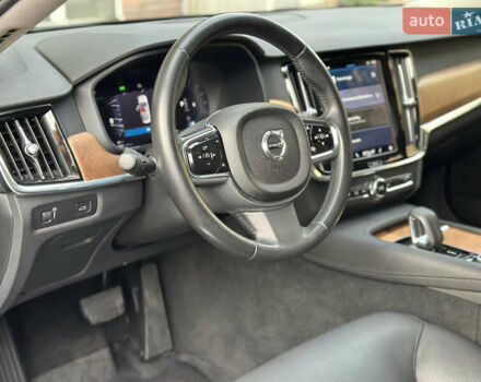 Черный Вольво С90, объемом двигателя 1.97 л и пробегом 121 тыс. км за 33490 $, фото 21 на Automoto.ua