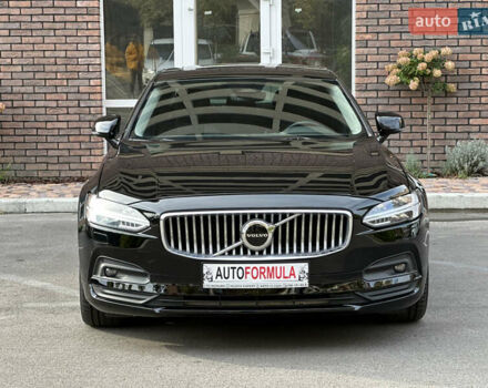 Черный Вольво С90, объемом двигателя 1.97 л и пробегом 120 тыс. км за 33990 $, фото 8 на Automoto.ua