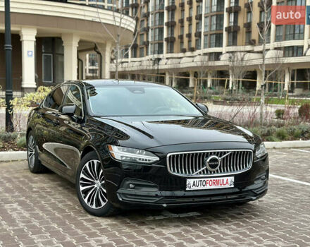 Черный Вольво С90, объемом двигателя 1.97 л и пробегом 121 тыс. км за 33490 $, фото 1 на Automoto.ua