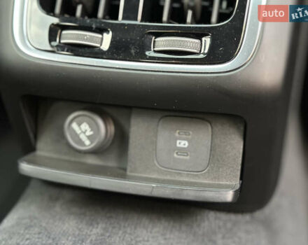 Черный Вольво С90, объемом двигателя 1.97 л и пробегом 121 тыс. км за 33490 $, фото 39 на Automoto.ua