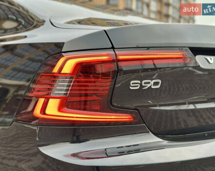 Черный Вольво С90, объемом двигателя 1.97 л и пробегом 121 тыс. км за 33490 $, фото 16 на Automoto.ua