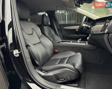 Черный Вольво С90, объемом двигателя 2 л и пробегом 19 тыс. км за 50950 $, фото 53 на Automoto.ua