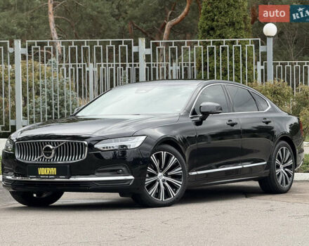 Черный Вольво С90, объемом двигателя 2 л и пробегом 19 тыс. км за 50950 $, фото 2 на Automoto.ua