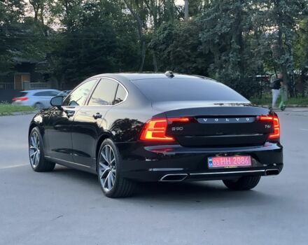 Черный Вольво С90, объемом двигателя 2 л и пробегом 116 тыс. км за 21500 $, фото 1 на Automoto.ua