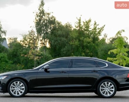 Чорний Вольво S90, об'ємом двигуна 1.97 л та пробігом 110 тис. км за 21000 $, фото 1 на Automoto.ua
