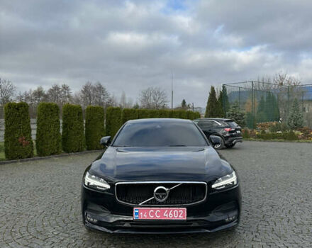 Черный Вольво С90, объемом двигателя 1.97 л и пробегом 210 тыс. км за 17950 $, фото 1 на Automoto.ua