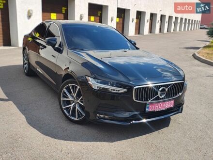 Чорний Вольво S90, об'ємом двигуна 2 л та пробігом 206 тис. км за 16800 $, фото 1 на Automoto.ua