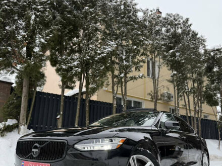 Черный Вольво С90, объемом двигателя 2 л и пробегом 182 тыс. км за 17999 $, фото 1 на Automoto.ua