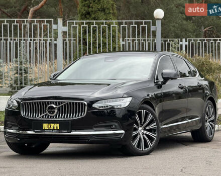 Черный Вольво С90, объемом двигателя 2 л и пробегом 19 тыс. км за 50950 $, фото 1 на Automoto.ua