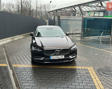 Коричневый Вольво С90, объемом двигателя 1.97 л и пробегом 120 тыс. км за 30500 $, фото 1 на Automoto.ua